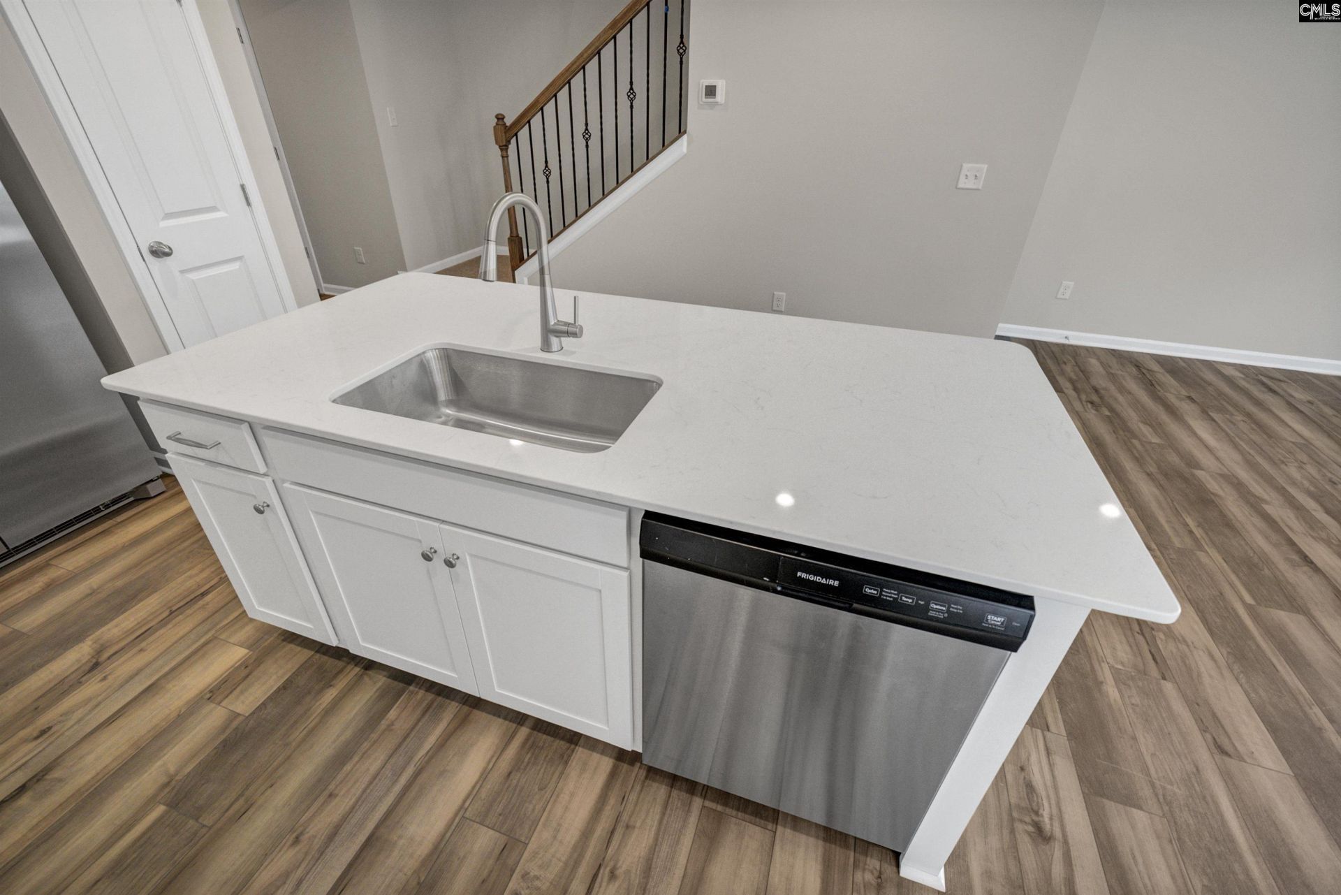 108 Winding Chestnut Drive Photo 10