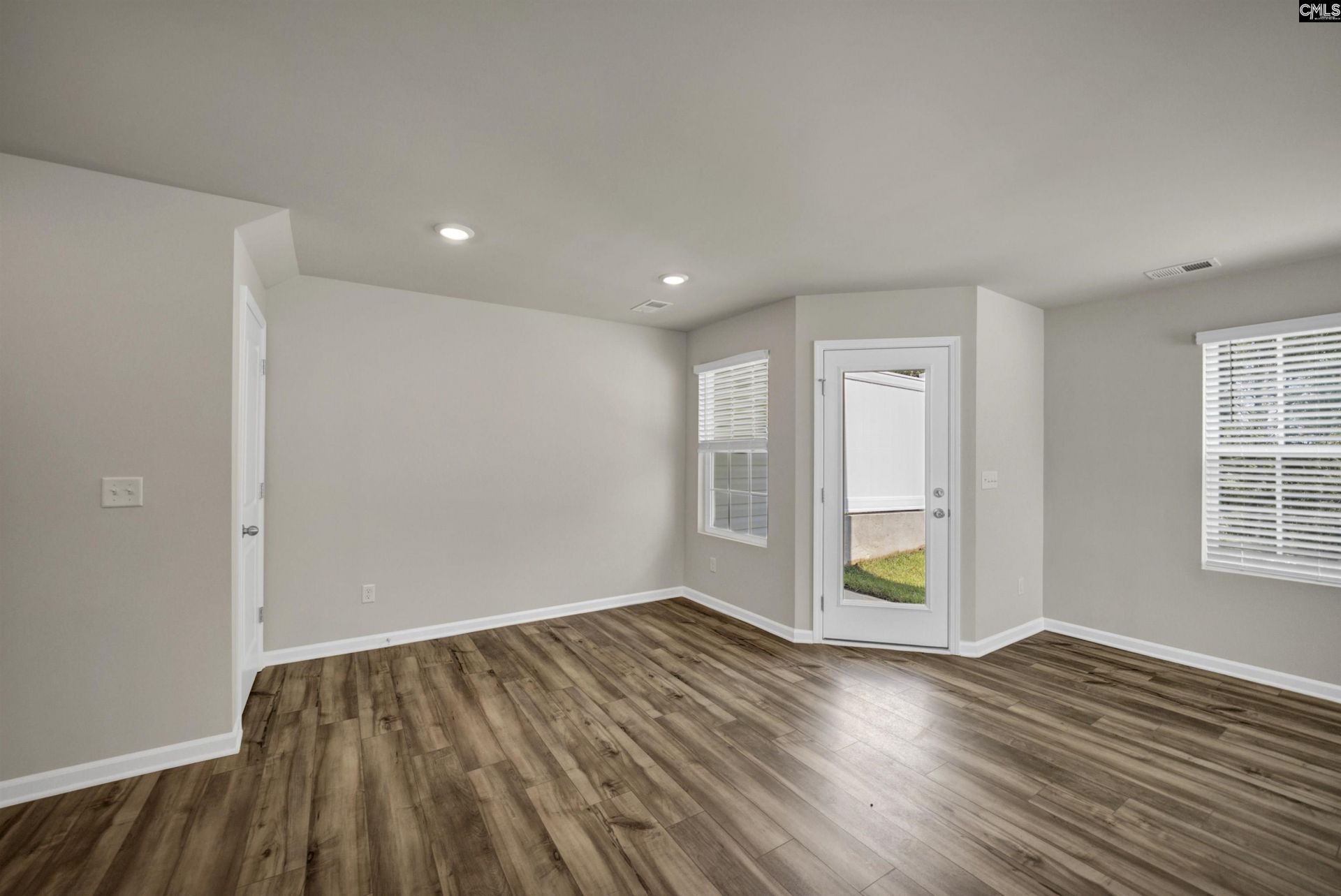108 Winding Chestnut Drive Photo 16