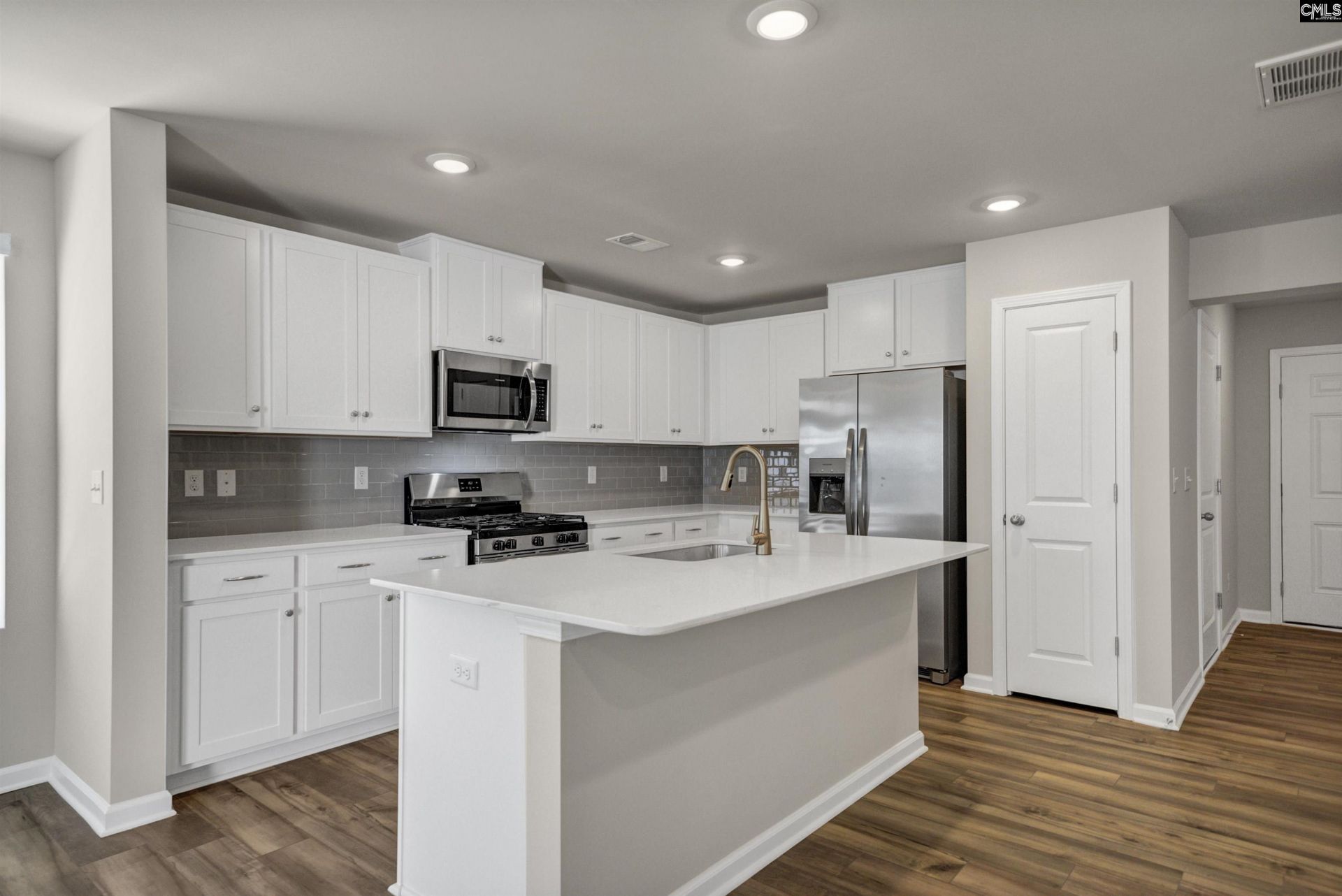 108 Winding Chestnut Drive Photo 8