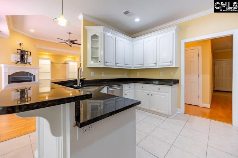 12 Deer Harbour Court Photo 8