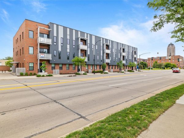 400 SW 7th Street, Unit 209, Des Moines, IA 50309