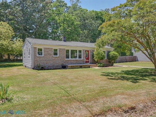 105 2nd Street , Yorktown, VA 23692