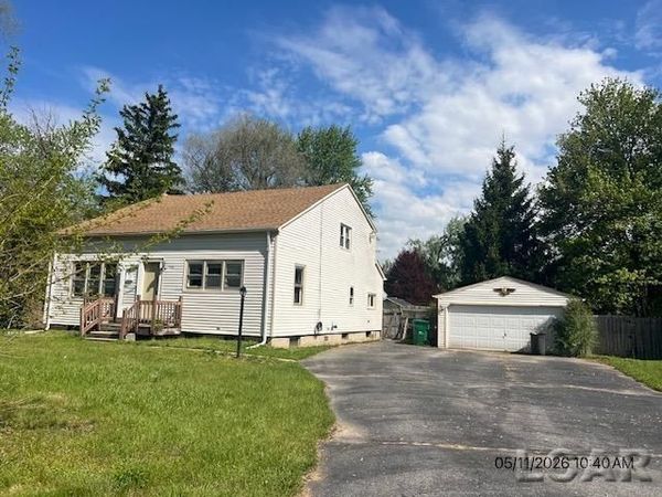 714 King , Temperance, MI 48182
