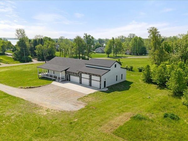 8810 Stephenson , Onsted, MI 49265