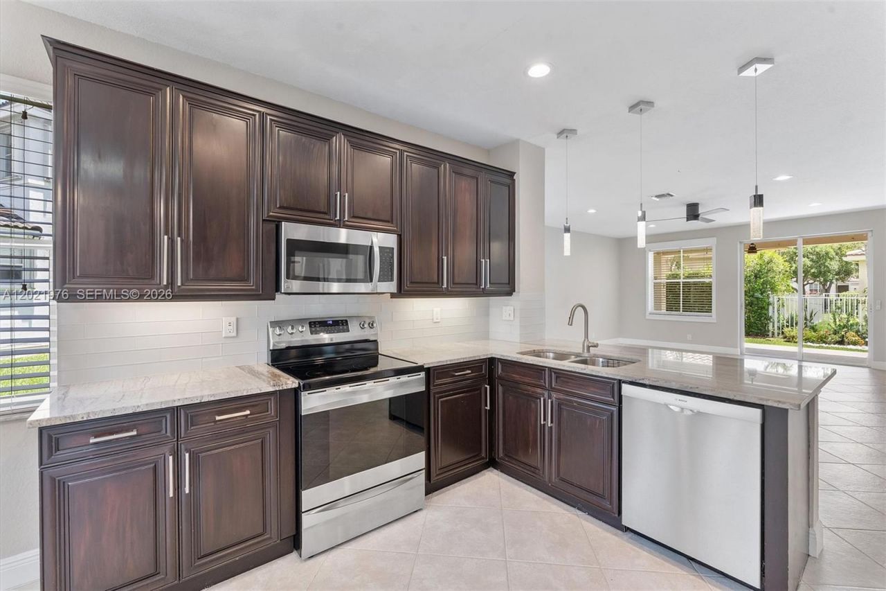 1868 Silverbell Ter , Weston, FL 33327 Photo
