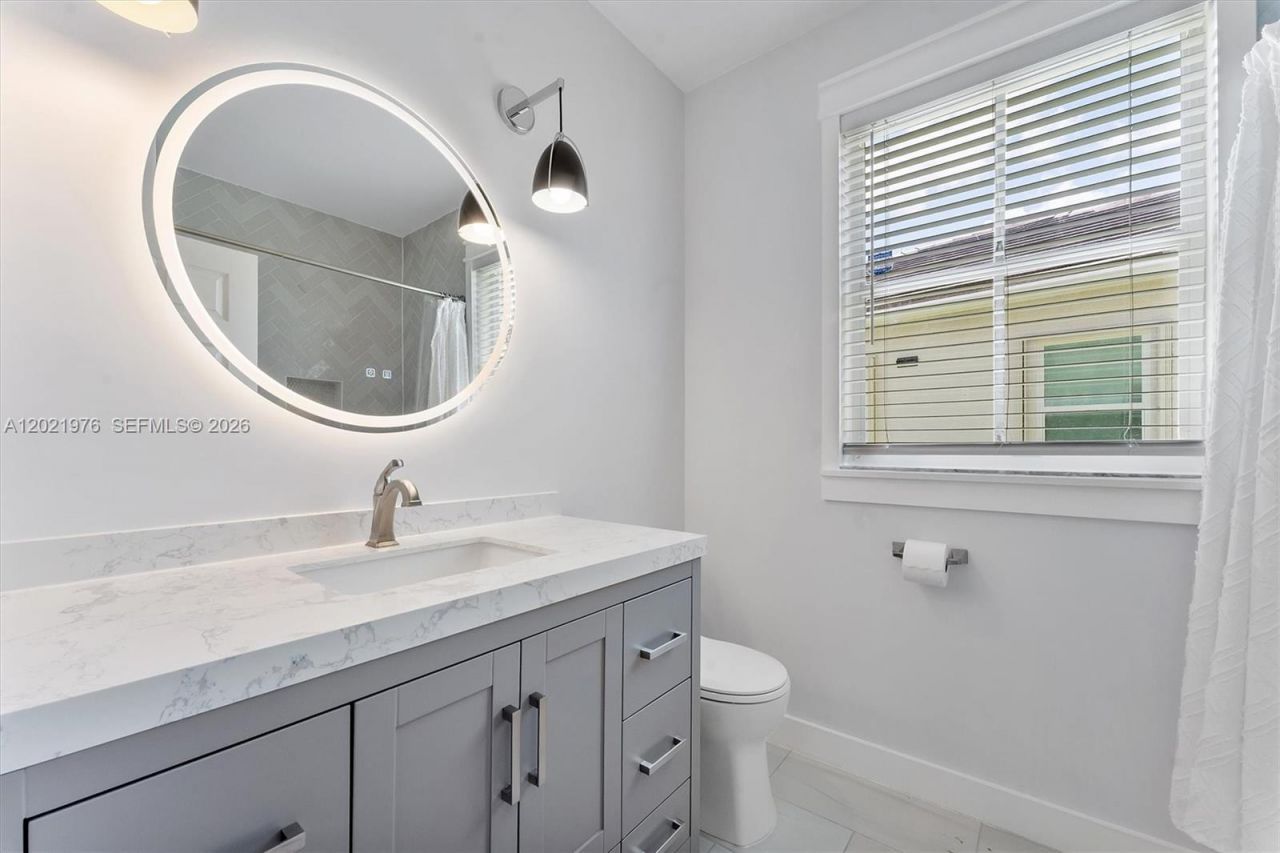 1868 Silverbell Ter , Weston, FL 33327 Photo