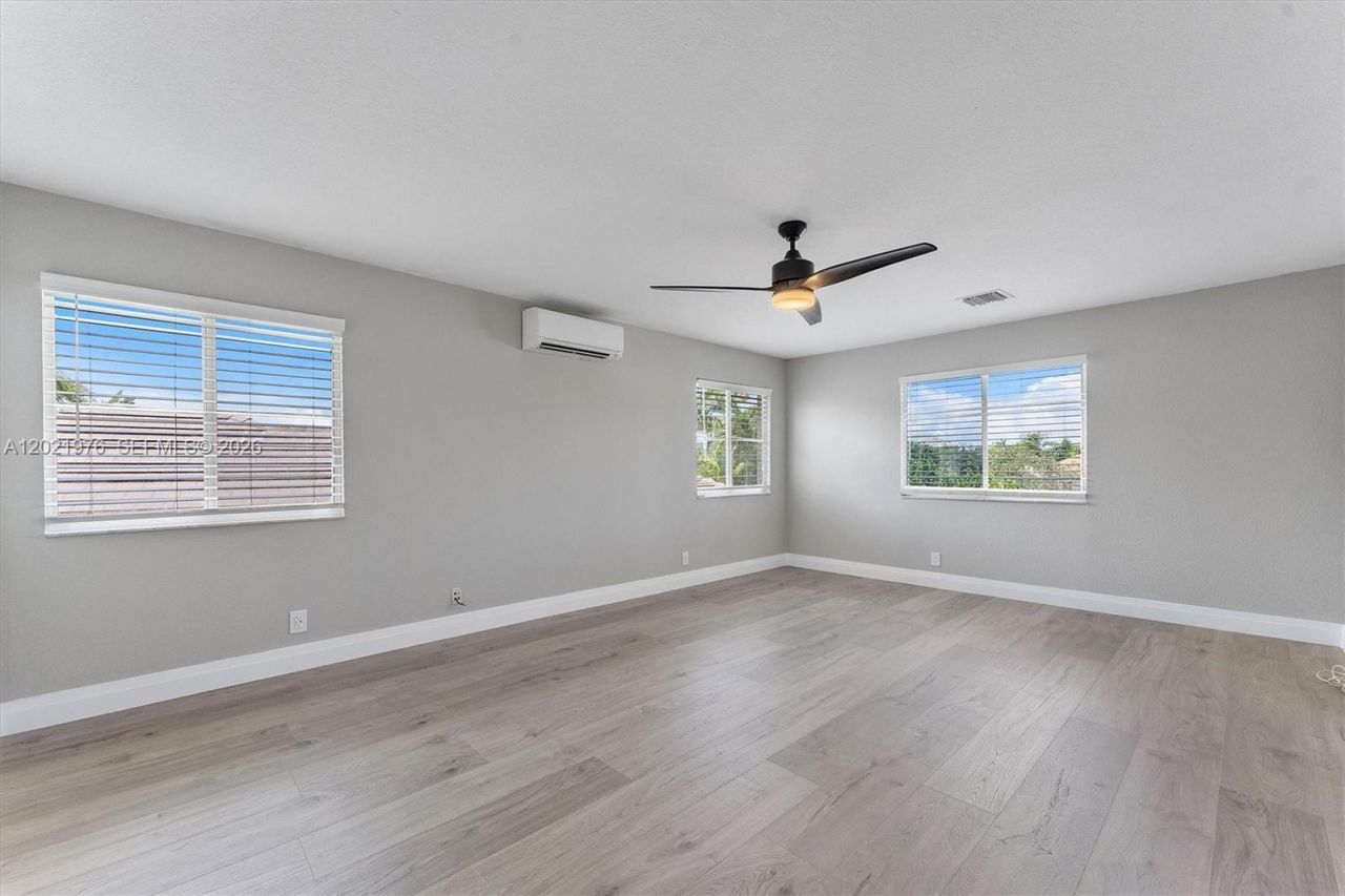 1868 Silverbell Ter , Weston, FL 33327 Photo