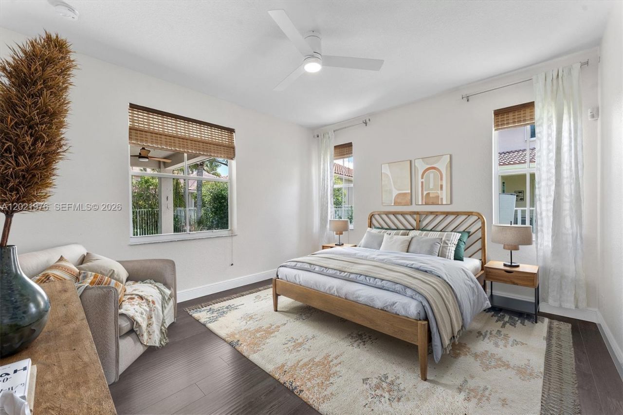 1868 Silverbell Ter , Weston, FL 33327 Photo
