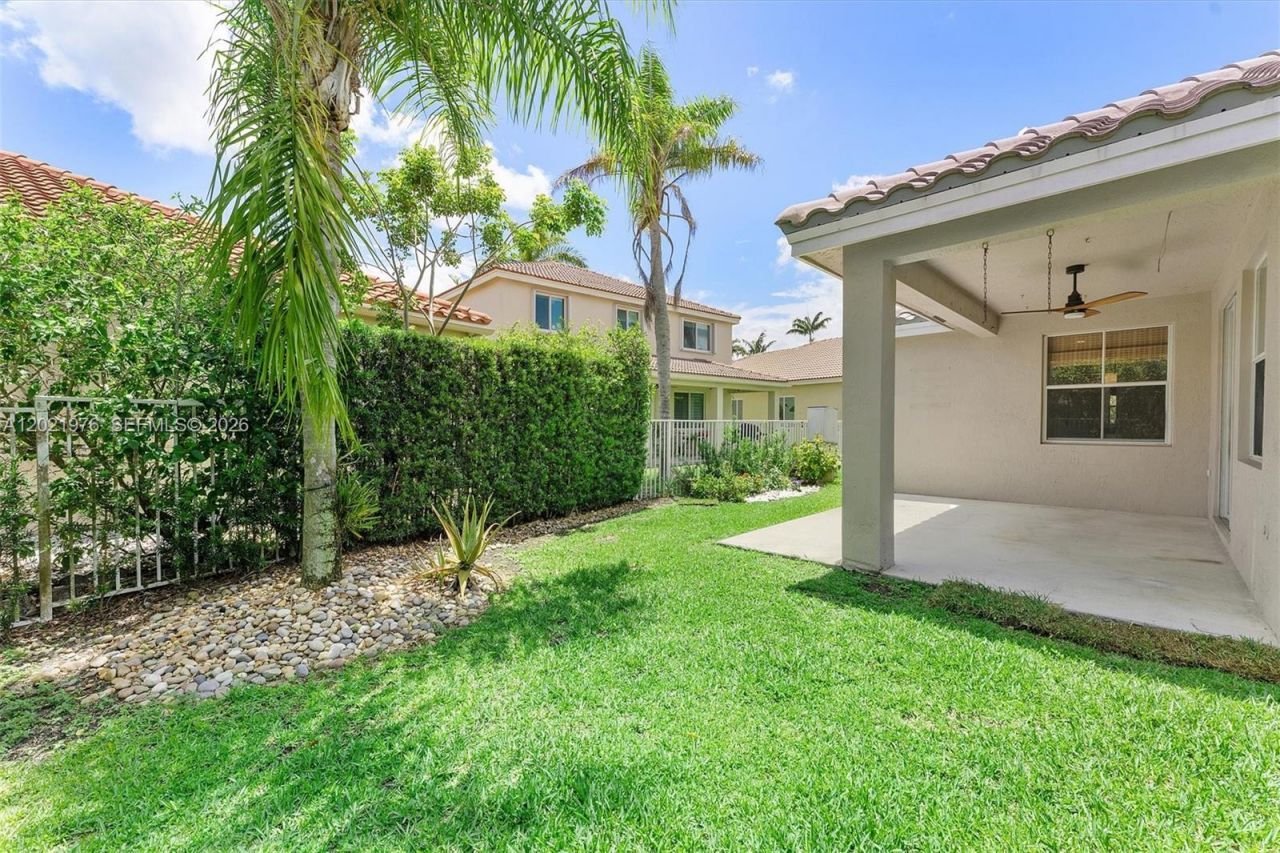 1868 Silverbell Ter , Weston, FL 33327 Photo