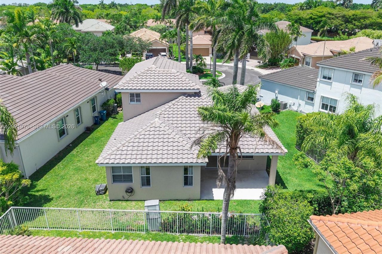 1868 Silverbell Ter , Weston, FL 33327 Photo