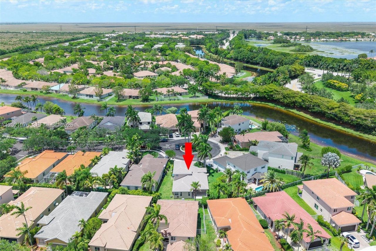 1868 Silverbell Ter , Weston, FL 33327 Photo