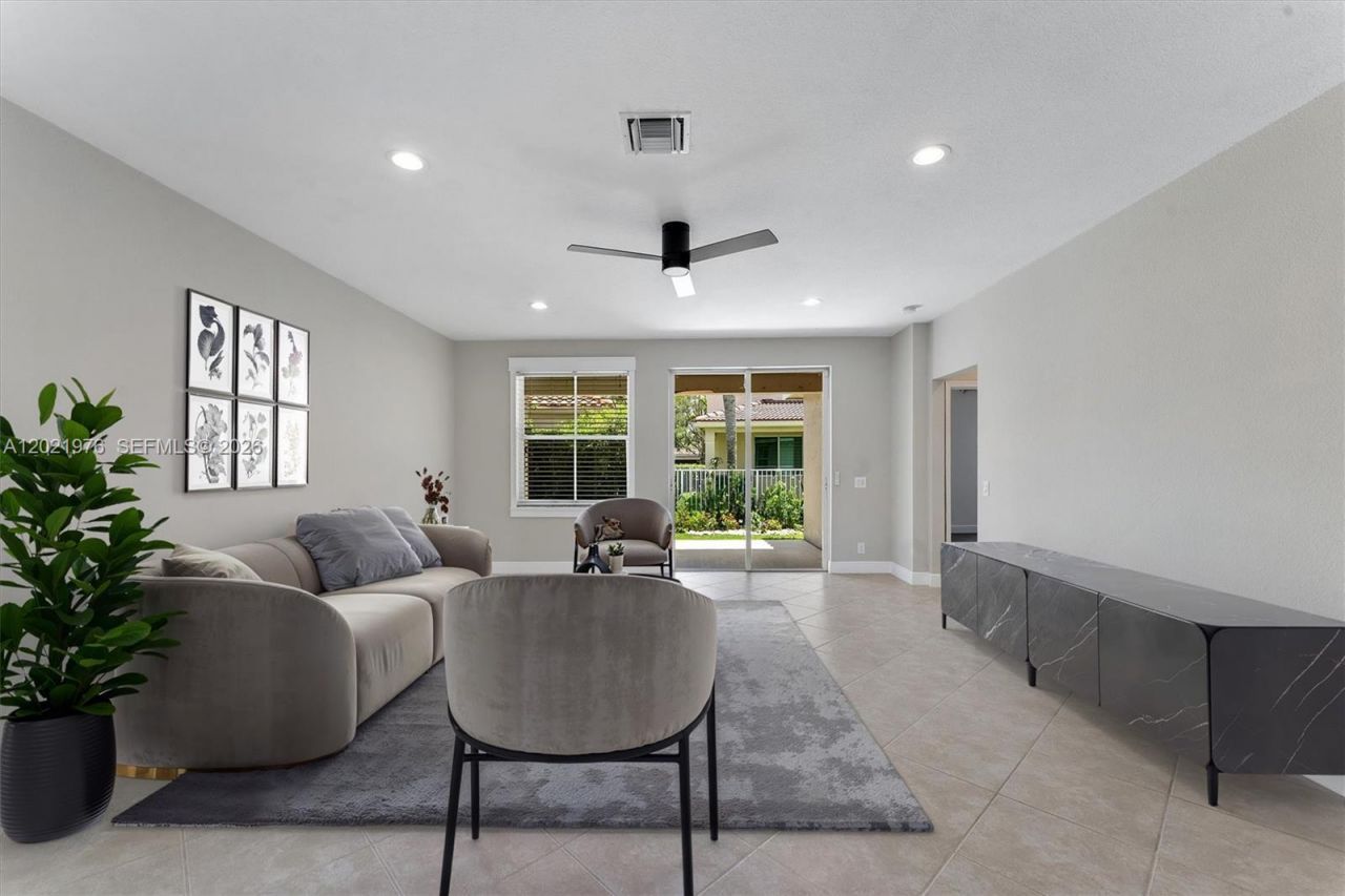 1868 Silverbell Ter , Weston, FL 33327 Photo