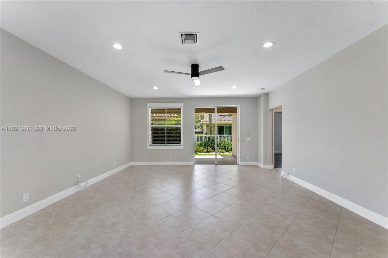 1868 Silverbell Ter , Weston, FL 33327 Photo