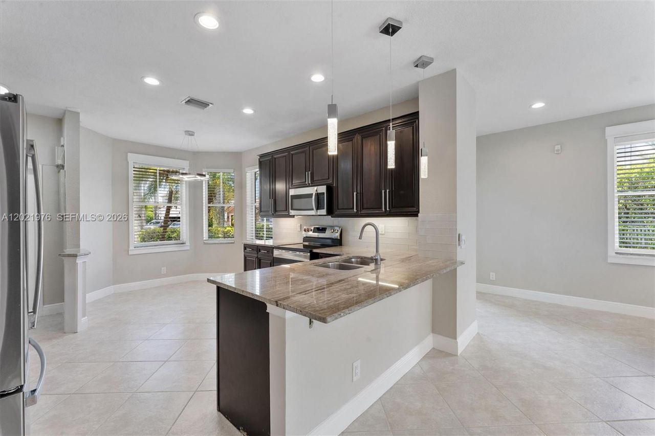 1868 Silverbell Ter , Weston, FL 33327 Photo