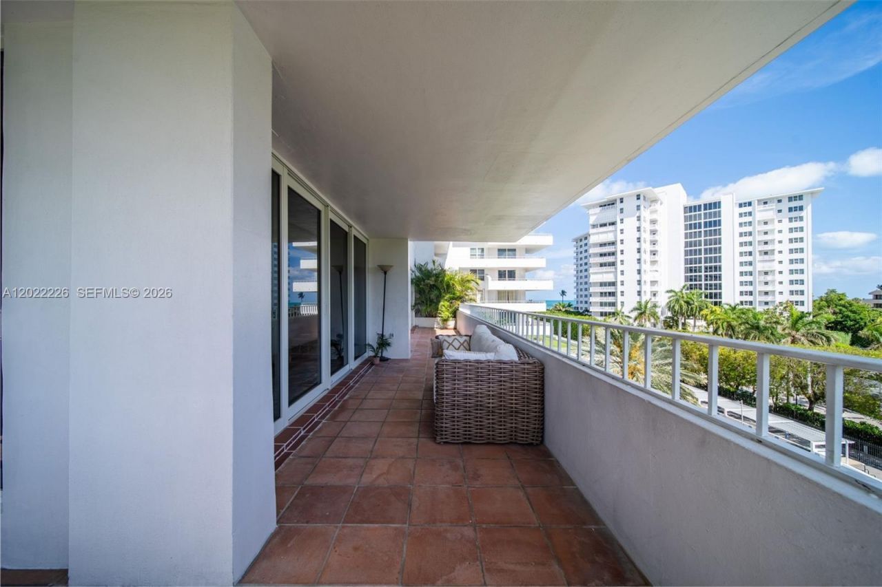 199 Ocean Lane Dr , Unit 515, Key Biscayne, FL 33149 Photo