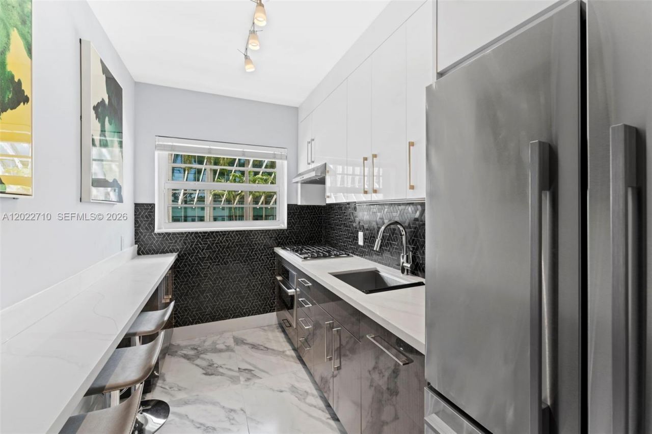 1925 Washington Ave , Unit 16, Miami Beach, FL 33139 Photo