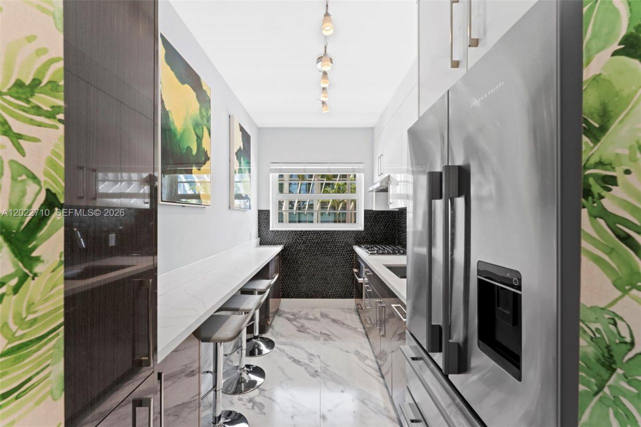 1925 Washington Ave , Unit 16, Miami Beach, FL 33139 Photo