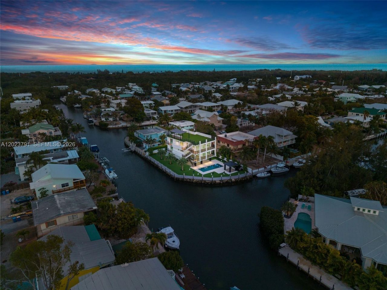 265 Pueblo St , Tavernier, FL 33070 Photo