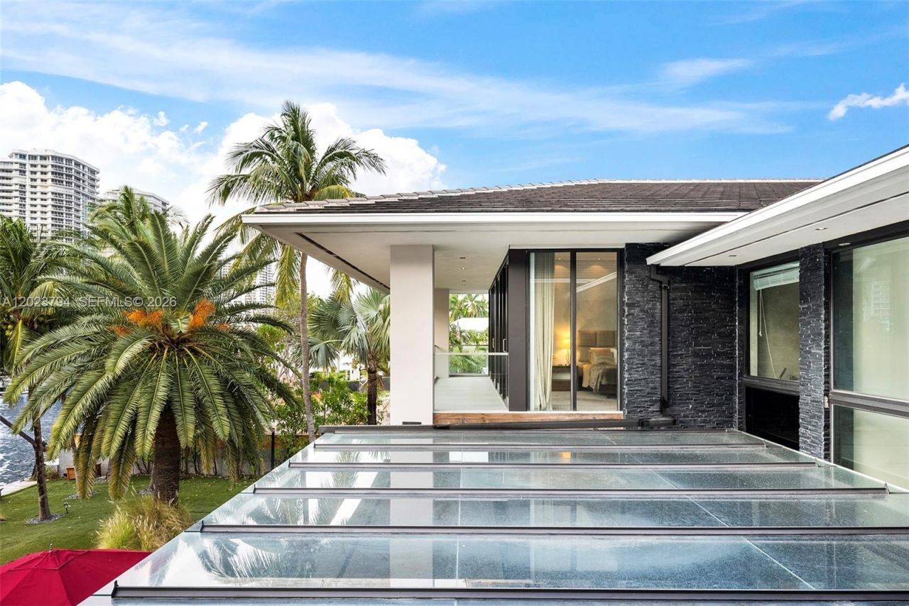 385 Centre Is , Golden Beach, FL 33160 Photo