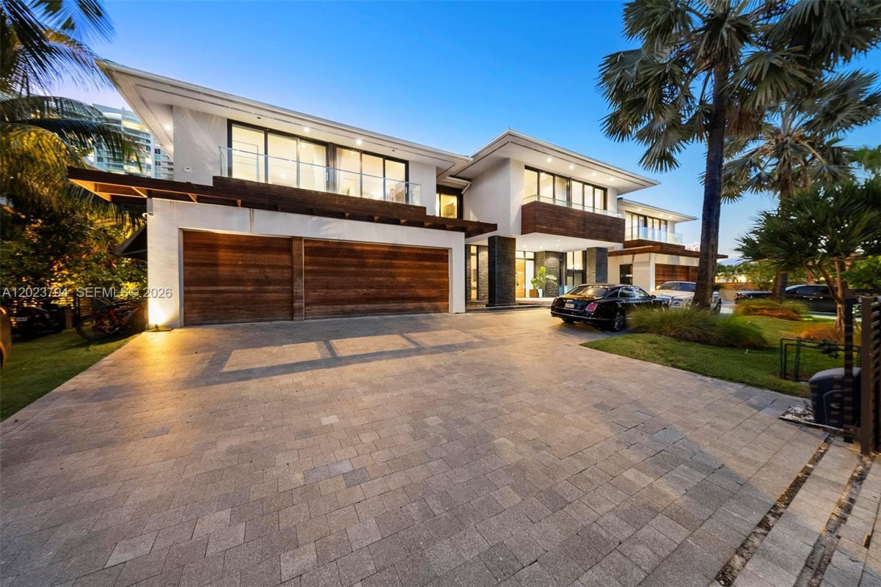 385 Centre Is , Golden Beach, FL 33160 Photo