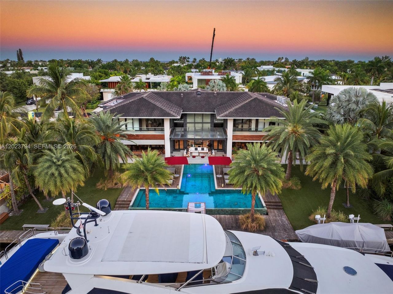 385 Centre Is , Golden Beach, FL 33160 Photo