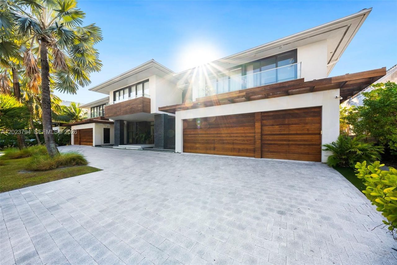 385 Centre Is , Golden Beach, FL 33160 Photo