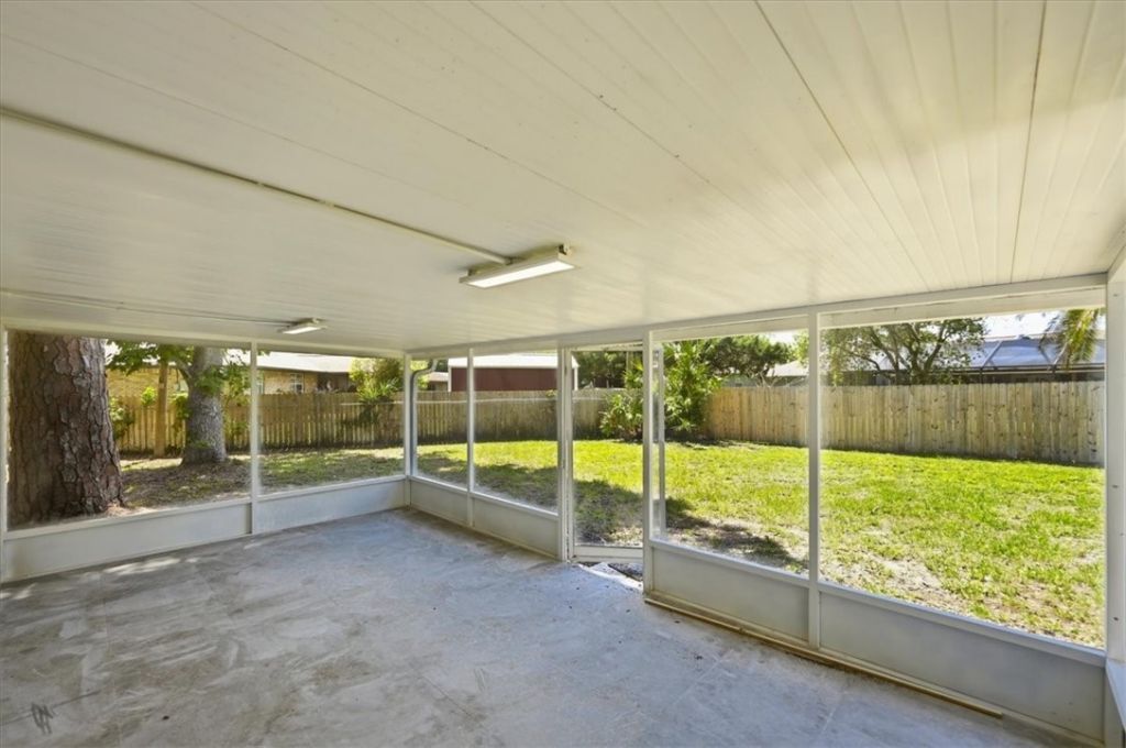 271 Naylor Street Ne, Palm Bay, FL 32907 Photo