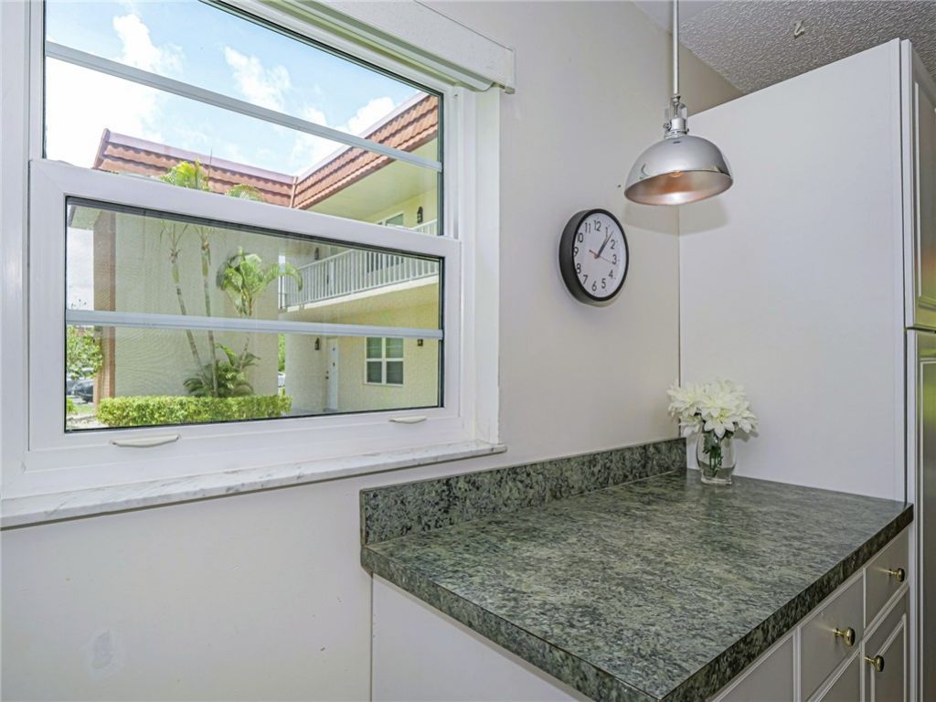109 Spring Lake Court, Unit 105, Vero Beach, FL 32962 Photo