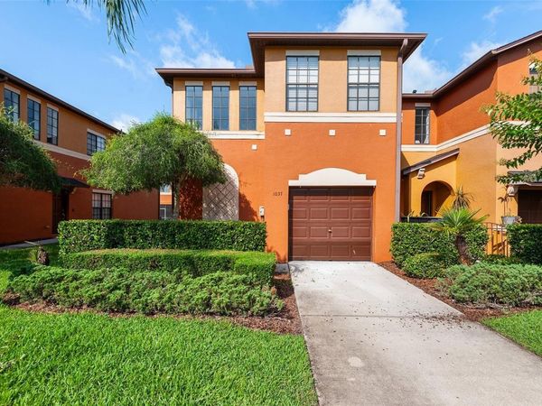 1037 BLACKWATER DRIVE , WESLEY CHAPEL, FL 33543