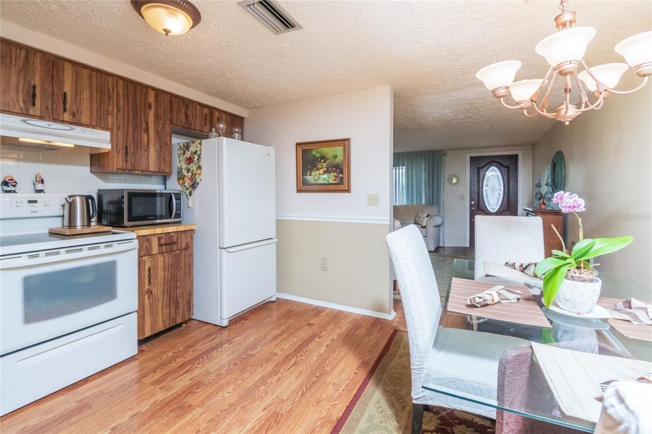 6710 Ranchwood Loop, New Port Richey, FL 34653 Photo