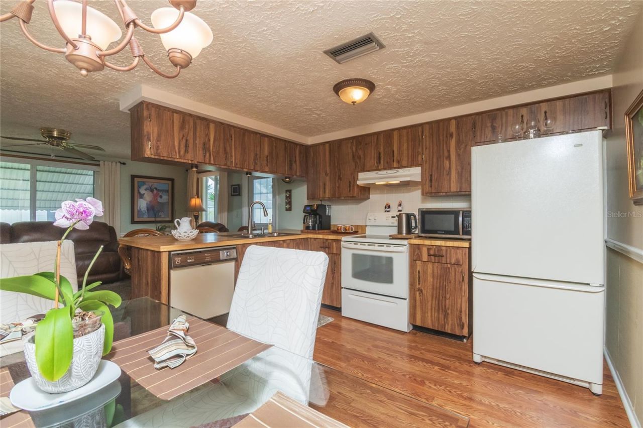 6710 Ranchwood Loop, New Port Richey, FL 34653 Photo