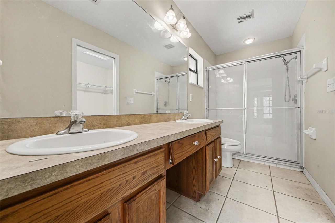 4750 Abaco Drive, Tavares, FL 32778 Photo