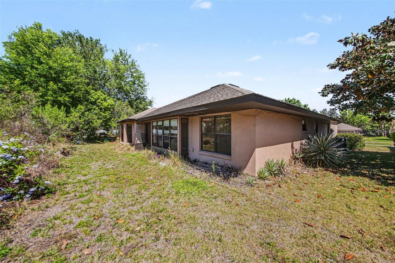 4750 Abaco Drive, Tavares, FL 32778 Photo