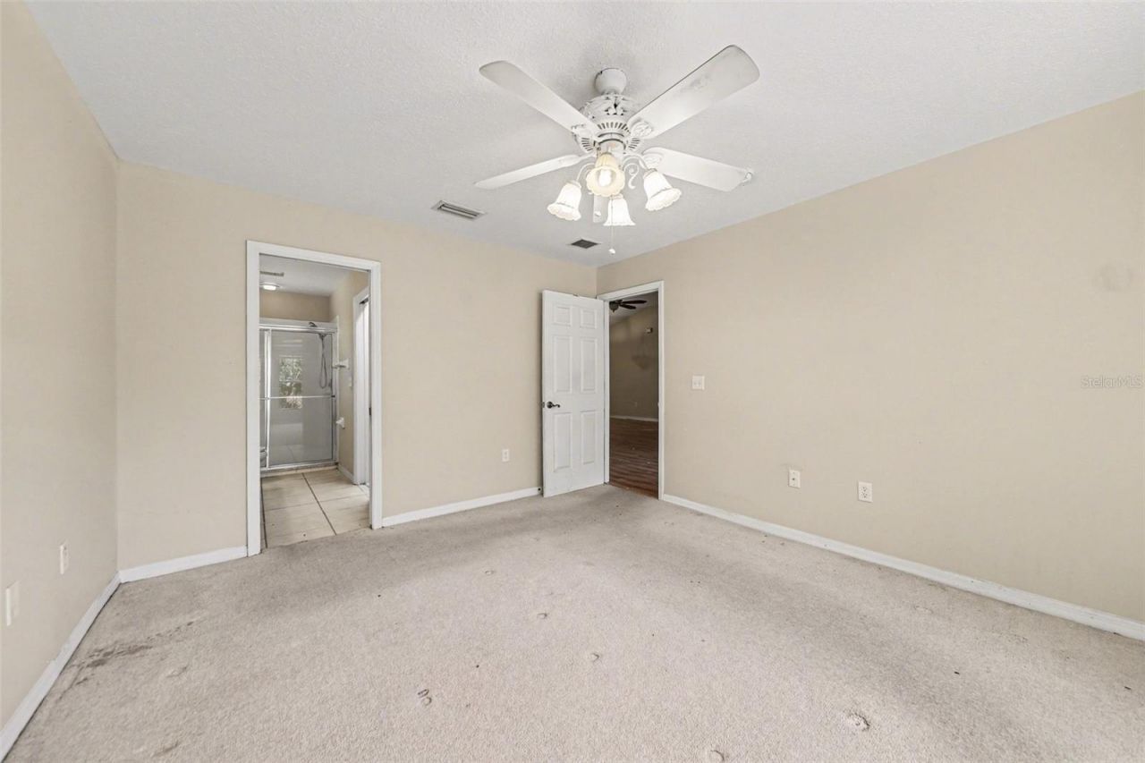 4750 Abaco Drive, Tavares, FL 32778 Photo