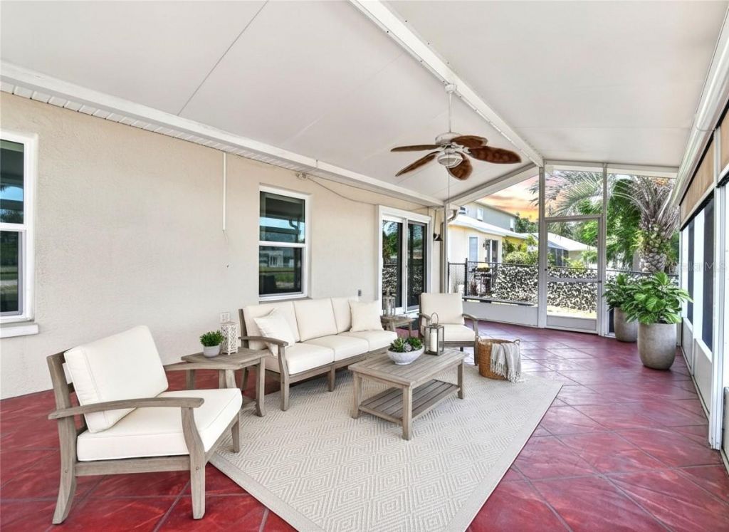 10617 Navigation Drive , Riverview, FL 33579 Photo