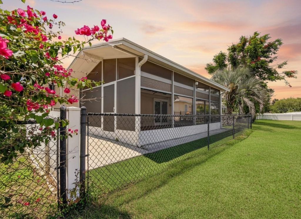 10617 Navigation Drive , Riverview, FL 33579 Photo