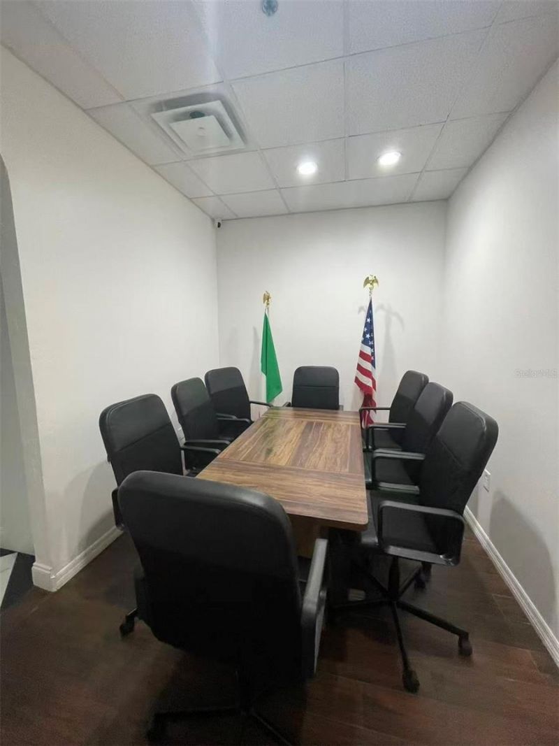 7075 Kingspointe Parkway , Unit 9, Orlando, FL 32819 Photo
