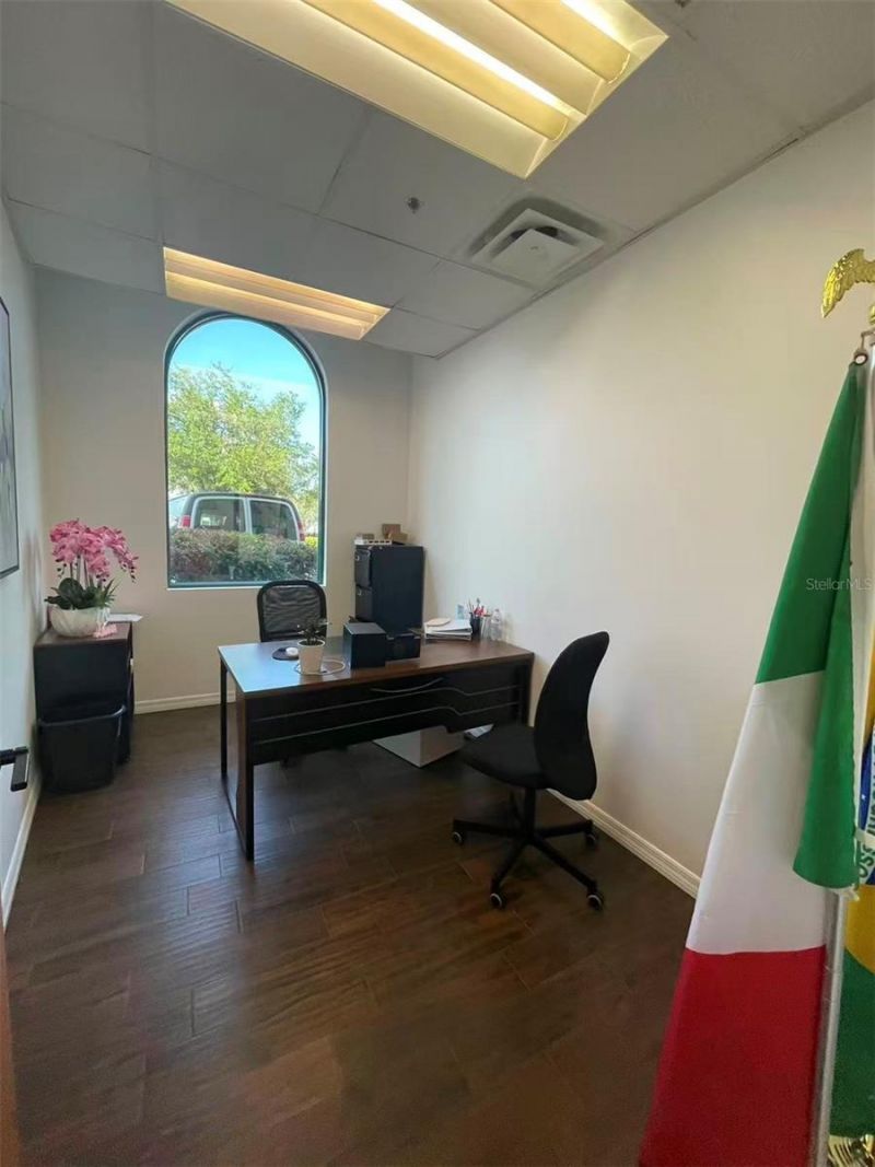 7075 Kingspointe Parkway , Unit 9, Orlando, FL 32819 Photo