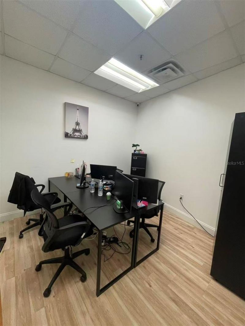 7075 Kingspointe Parkway , Unit 9, Orlando, FL 32819 Photo