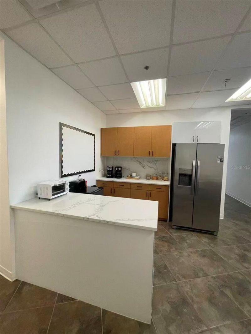 7075 Kingspointe Parkway , Unit 9, Orlando, FL 32819 Photo