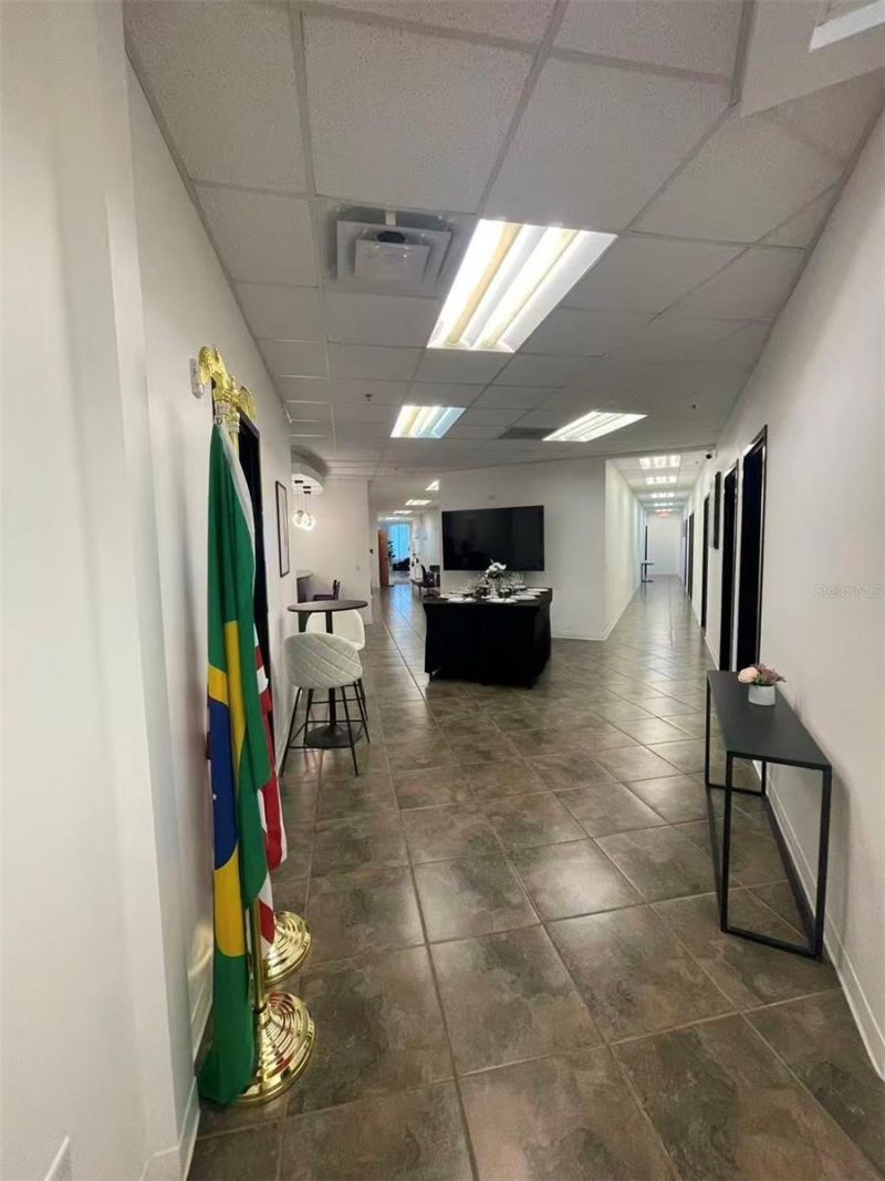 7075 Kingspointe Parkway , Unit 9, Orlando, FL 32819 Photo