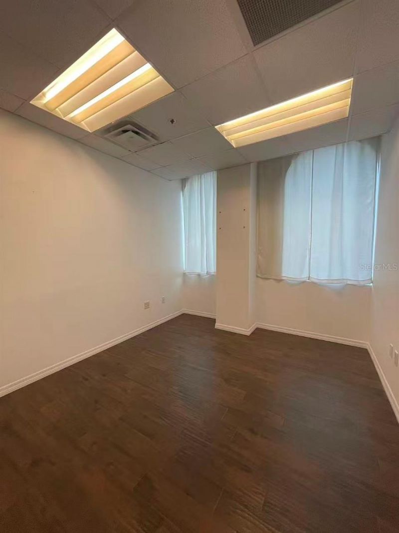 7075 Kingspointe Parkway , Unit 9, Orlando, FL 32819 Photo