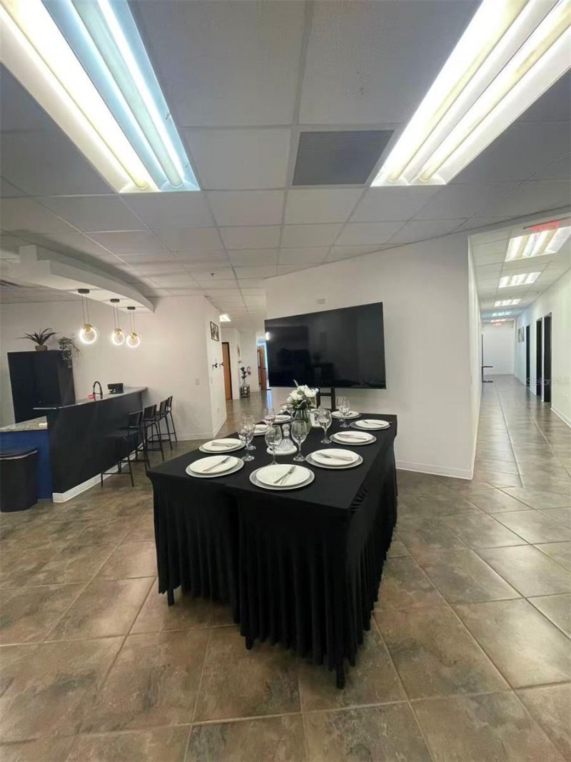 7075 Kingspointe Parkway , Unit 9, Orlando, FL 32819 Photo