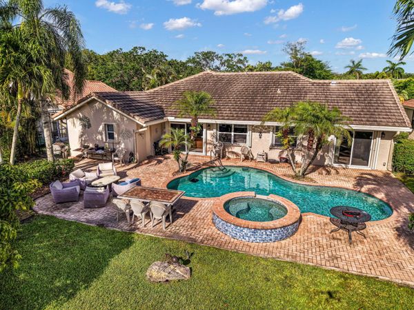 3171 Overlook Road, Davie, FL 33328