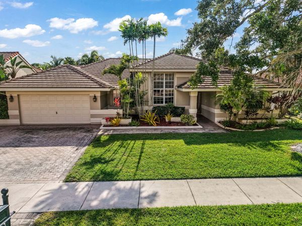 3171 Overlook Road, Davie, FL 33328