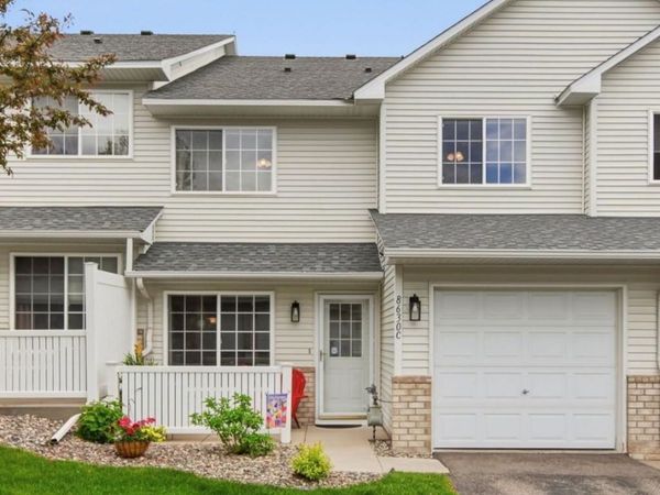 8630 Quarry Ridge Lane, Unit C, Woodbury, MN 55125