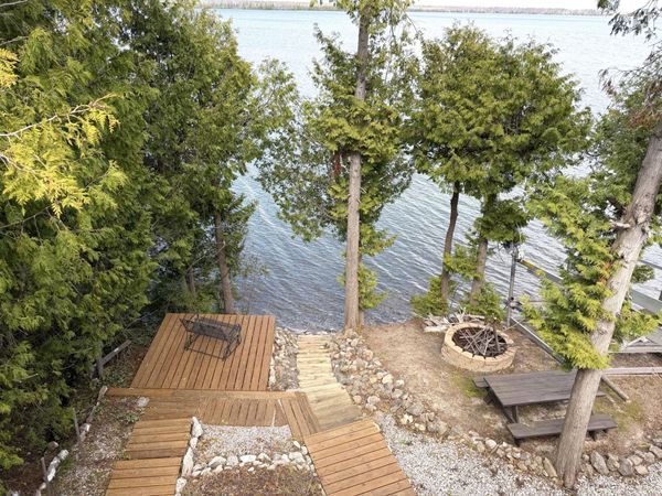 21277 U.S. 23 S, Presque Isle, MI 49777