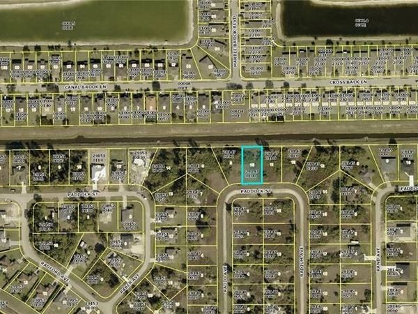 431 Paddock ST , LEHIGH ACRES, FL 33974