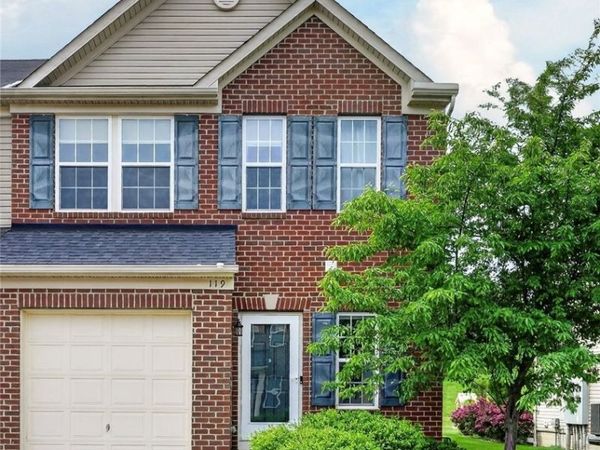 119 River Rock Way , Berea, OH 44017