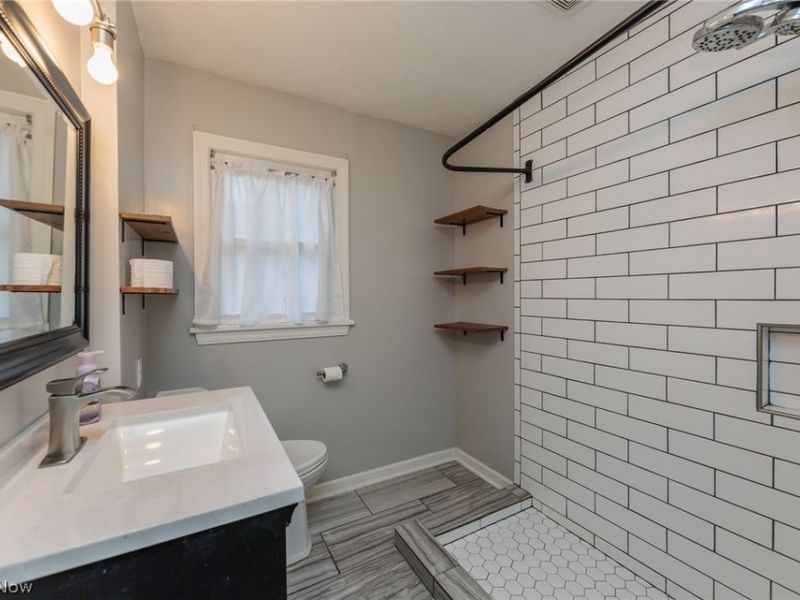 245 Westview Avenue , Wadsworth, OH 44281 Photo 13